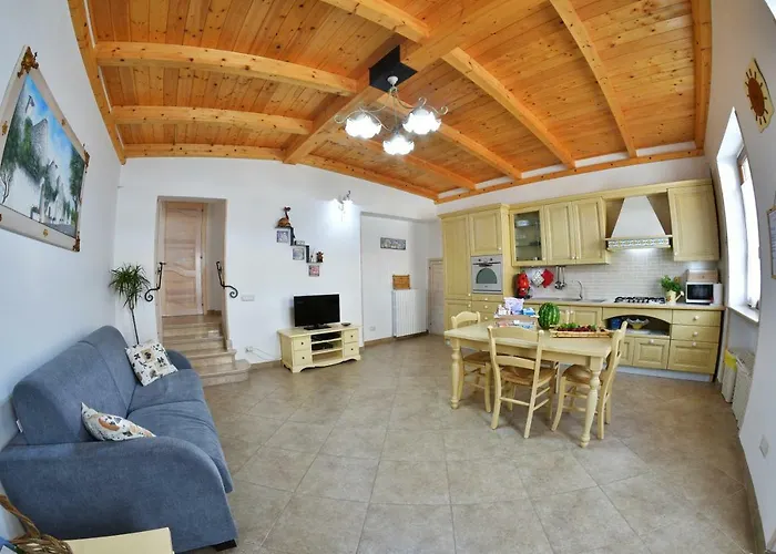 Marghegio' House צ'לייה מספיקה